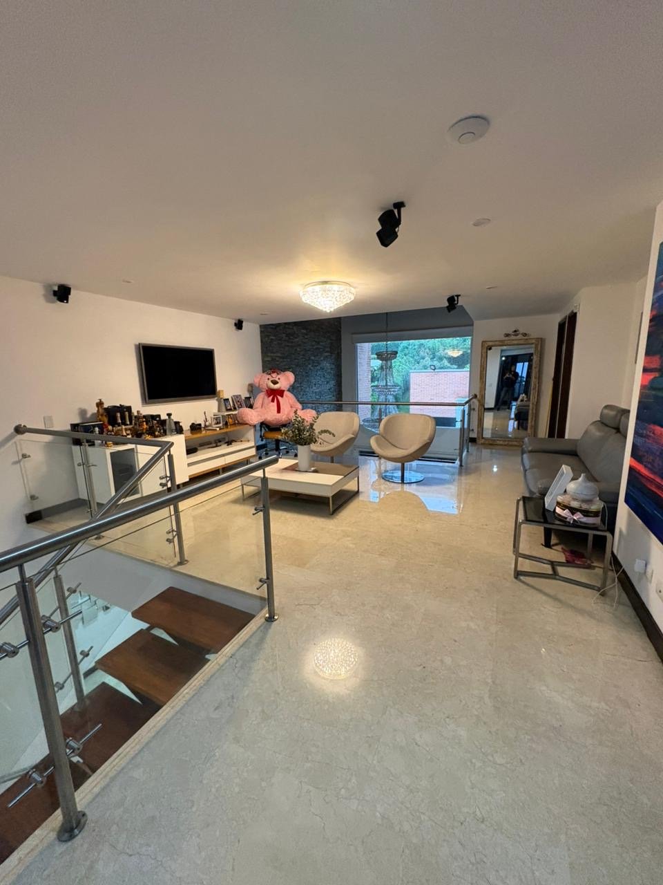 Casa Moderna en Loma del Escobero - Image 4