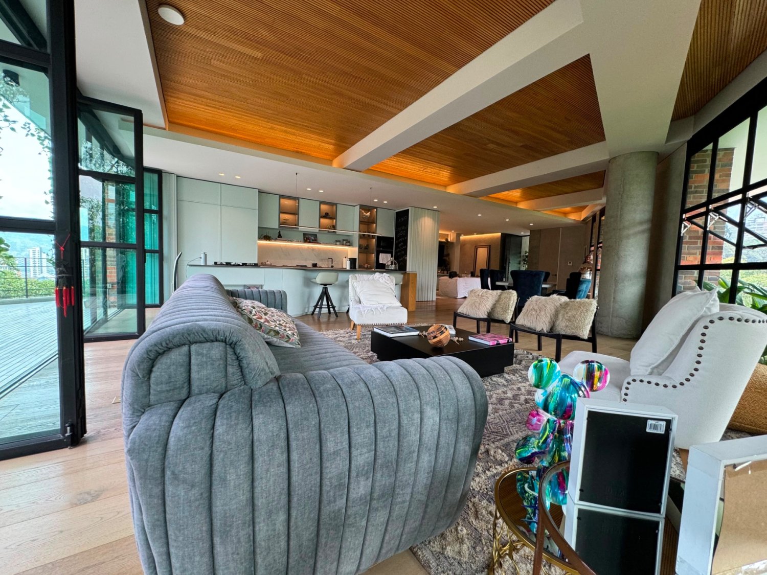 Exclusivo apartamento de lujo en Renta Amoblado (Nuevo) — 11