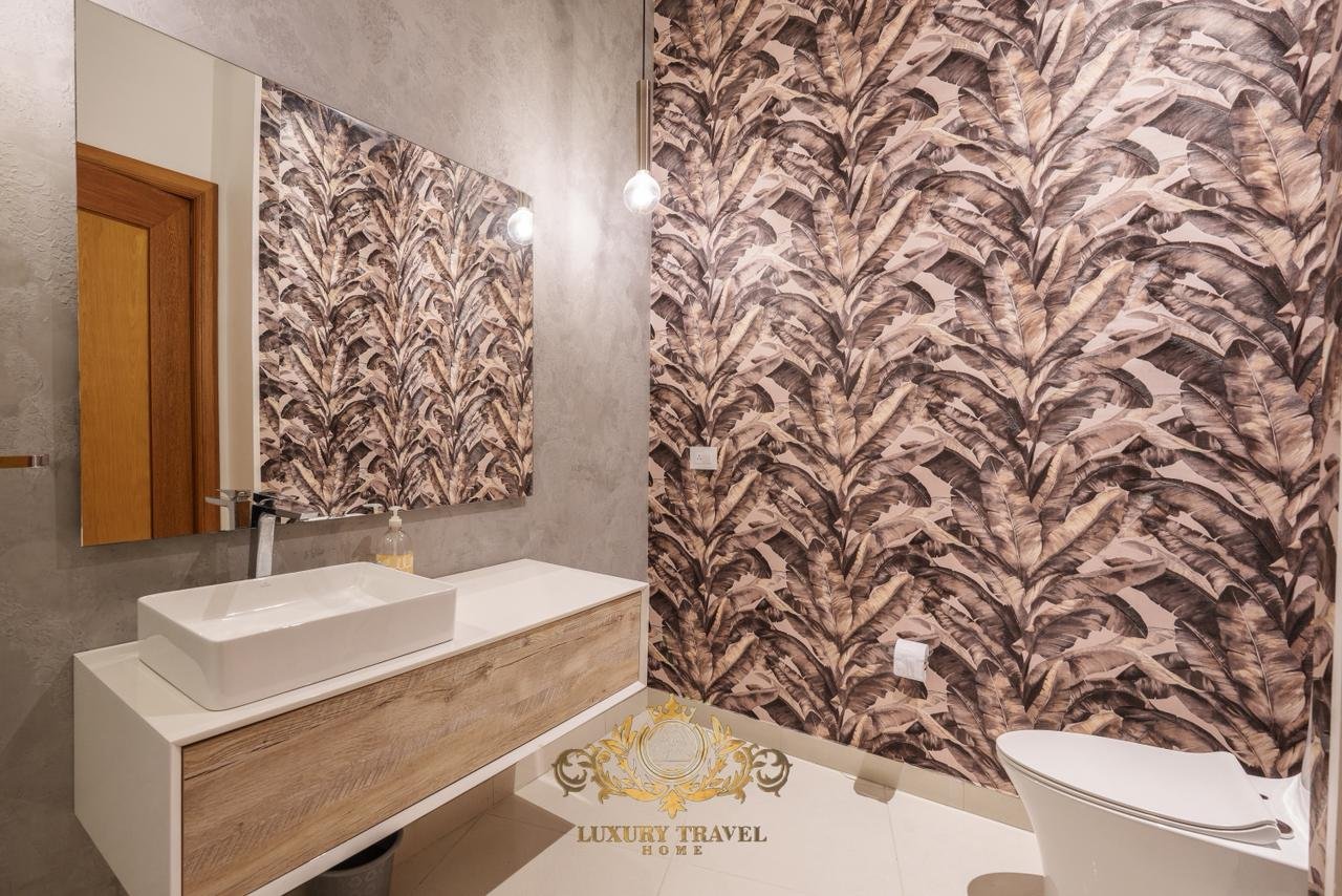 Luxury Mansion for Short-Term & Monthly Rental – El Poblado - 15