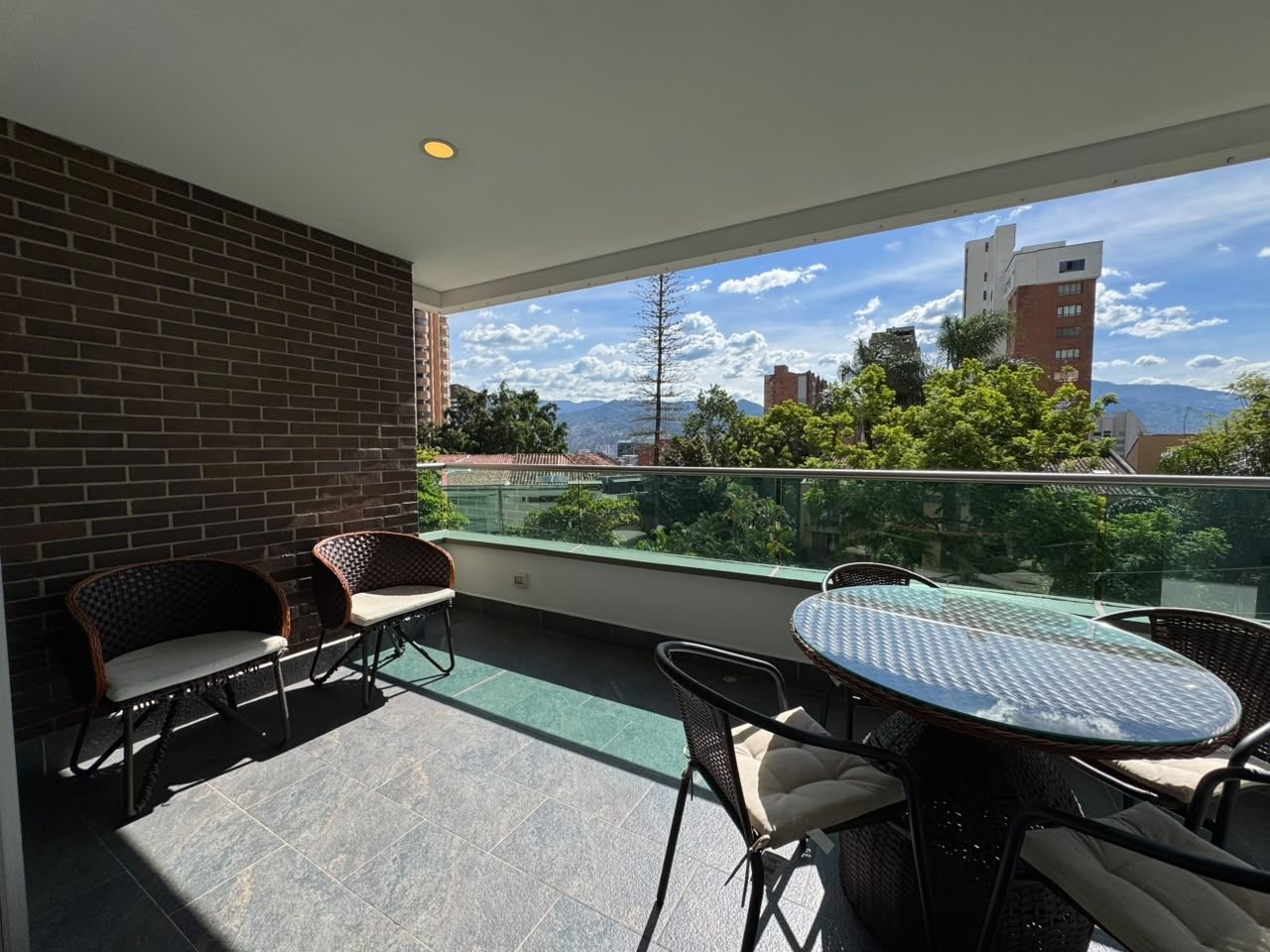 Apartamento completamente dotado en Renta en el sector de milla de oro  — 12