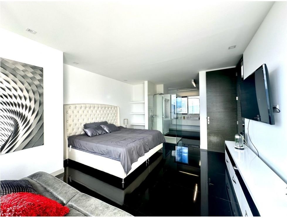Exclusivo penthouse en el sector de san lucas en Venta y Renta amoblado  - Image 15