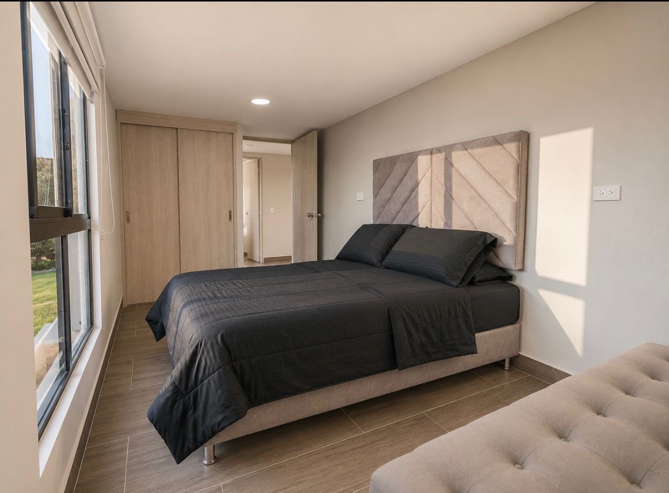 Exclusiva Casa con zonas húmedas con vista a la ciudad en envigado  — 25