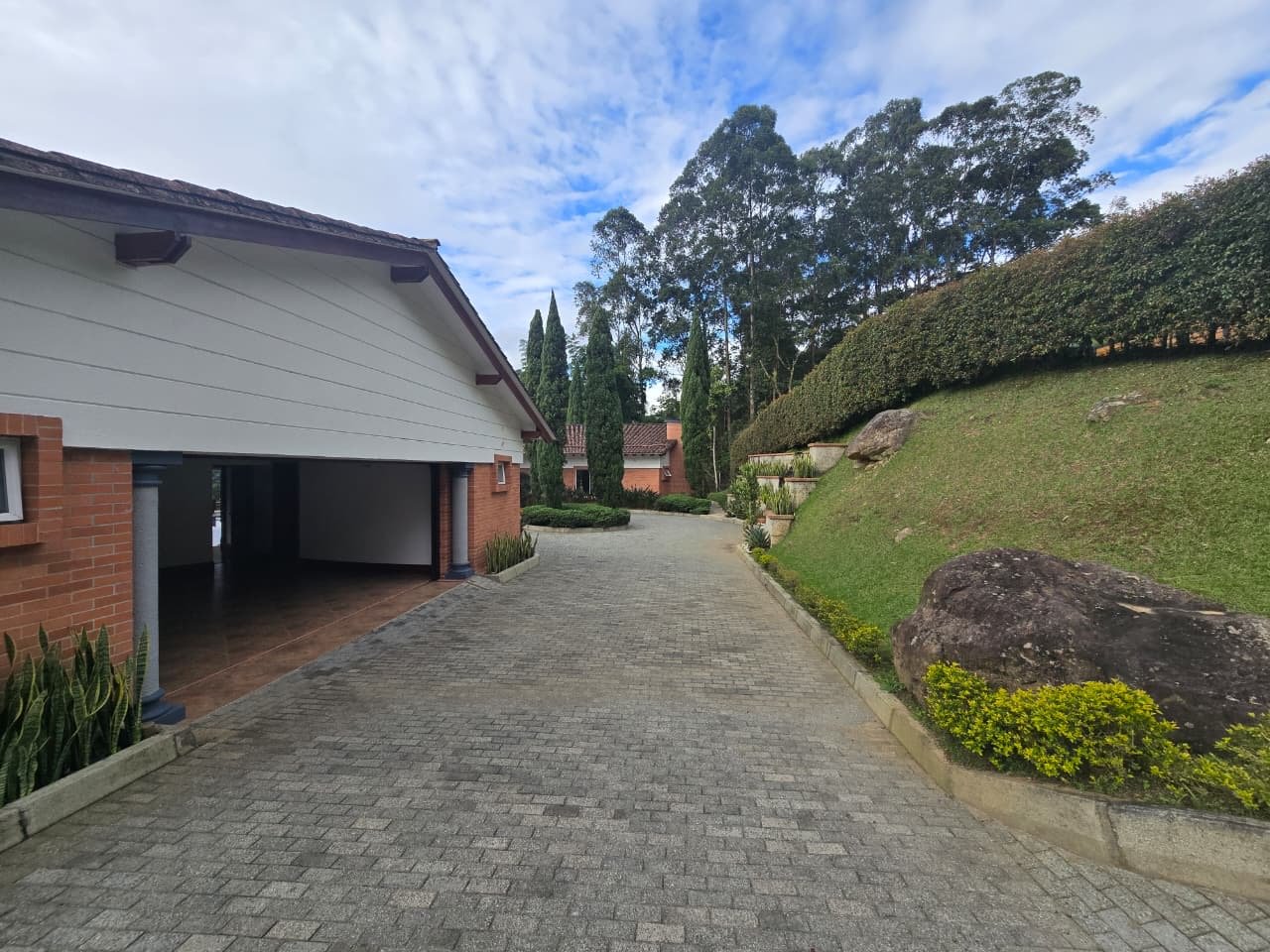 Gran Casa colonial en venta y renta en Altos del Escobero 🏠 - Image 7