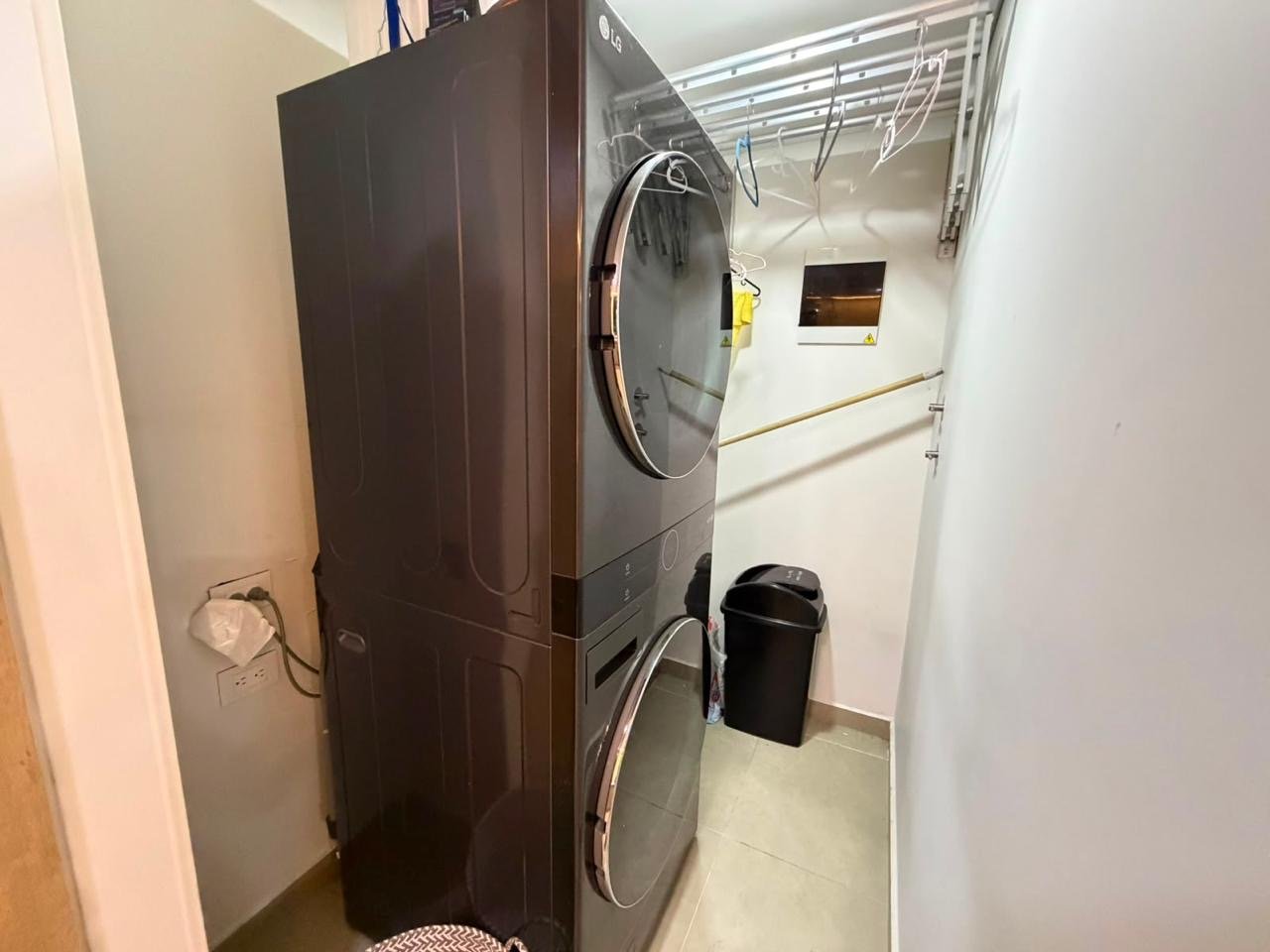 Hermoso apartamento completamente Dotado disponible en Renta con Vista a Medellín  — 15