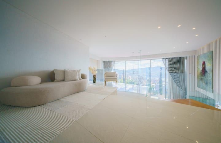 Hermosa casa de alujo en Venta en la zona más exclusiva del poblado  - 15