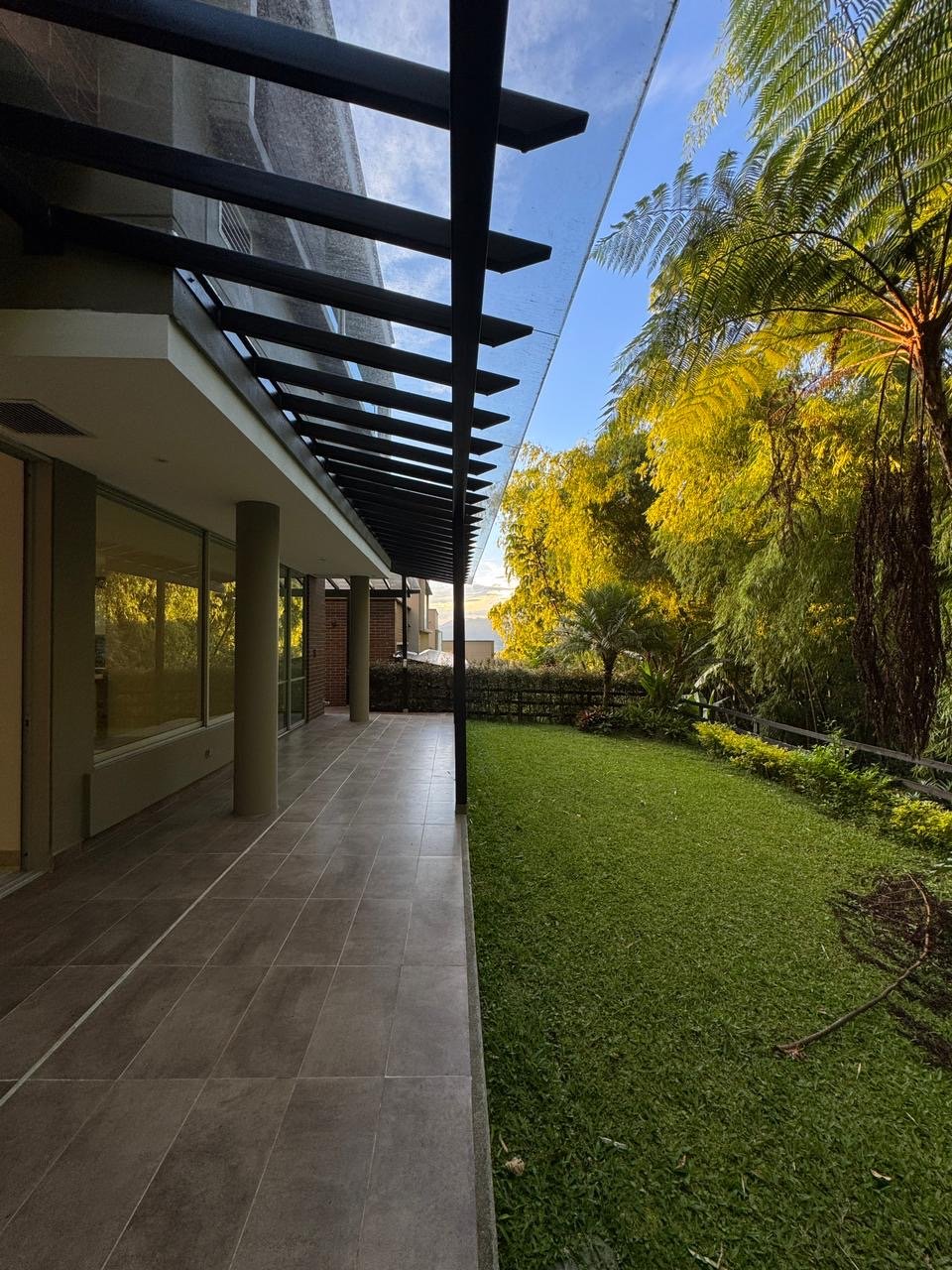 Exclusiva Casa Campestre ubicada en Envigadi en Renta tradicional y venta  - Image 3
