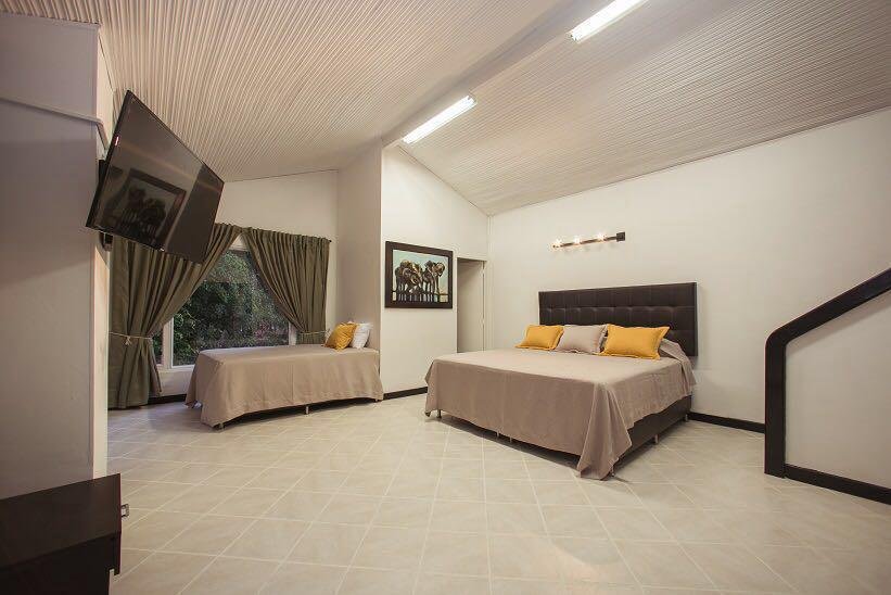 Luxury Villa for Short-Term Rental – California VIP - Image 12