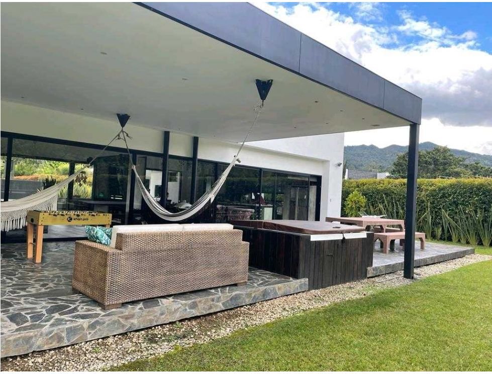 Exclusiva Casa en Venta en Llano Grande Antioquia  — 14