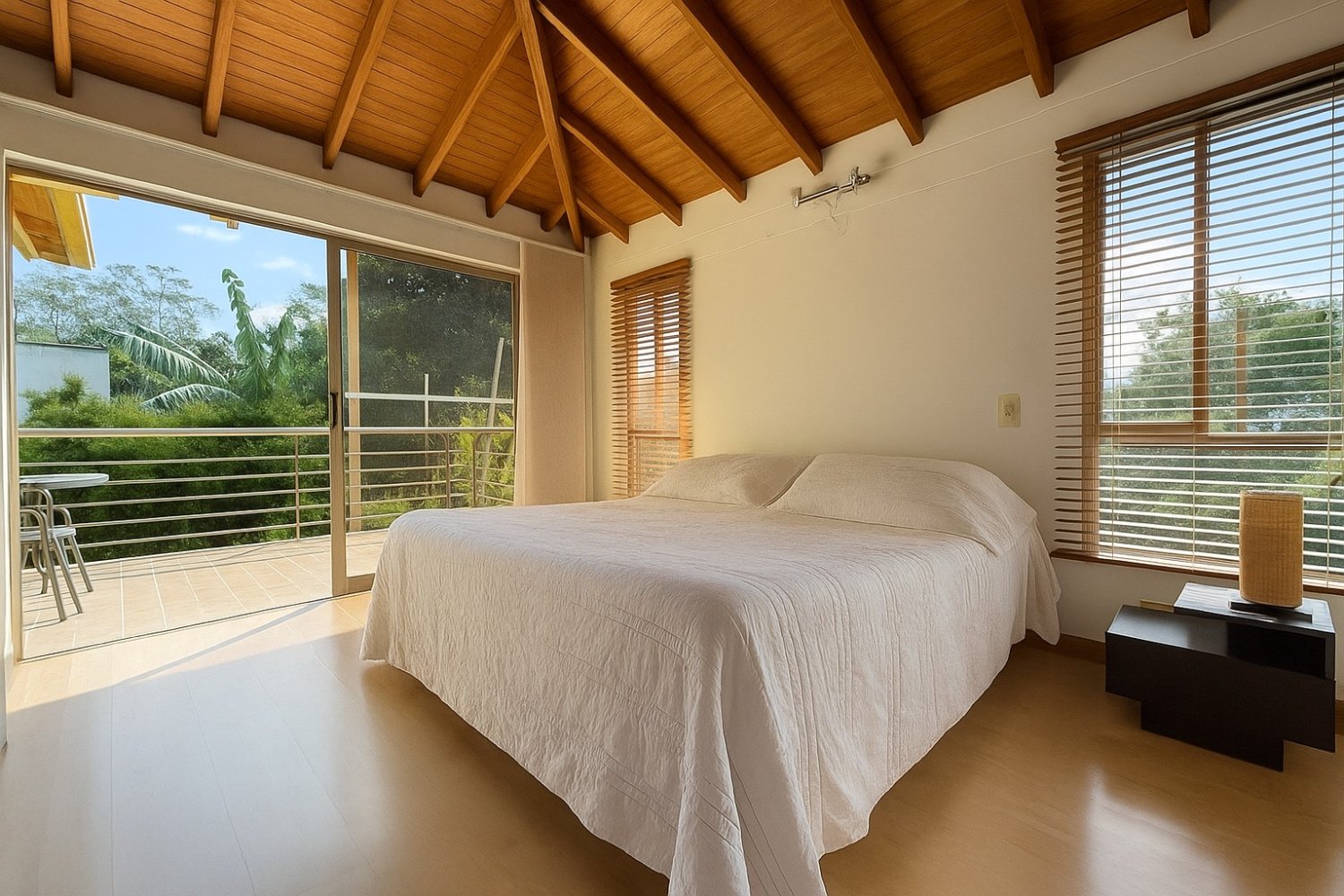 Se Renta casa en la loma Esmeraldal  - Image 6