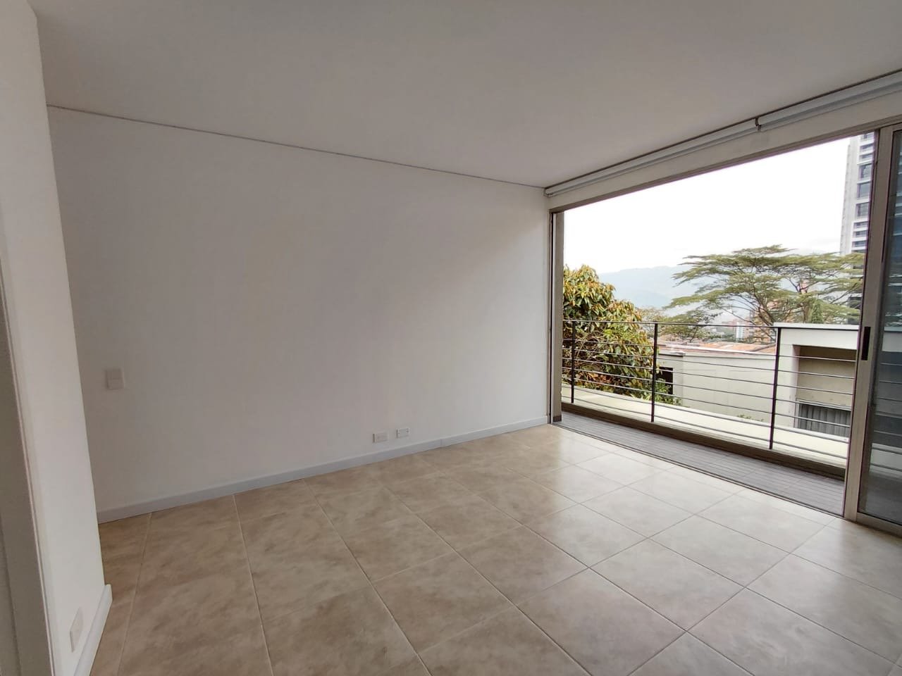 Casa en Renta tradicional con fácil Acceso por las Palmas  - Image 18