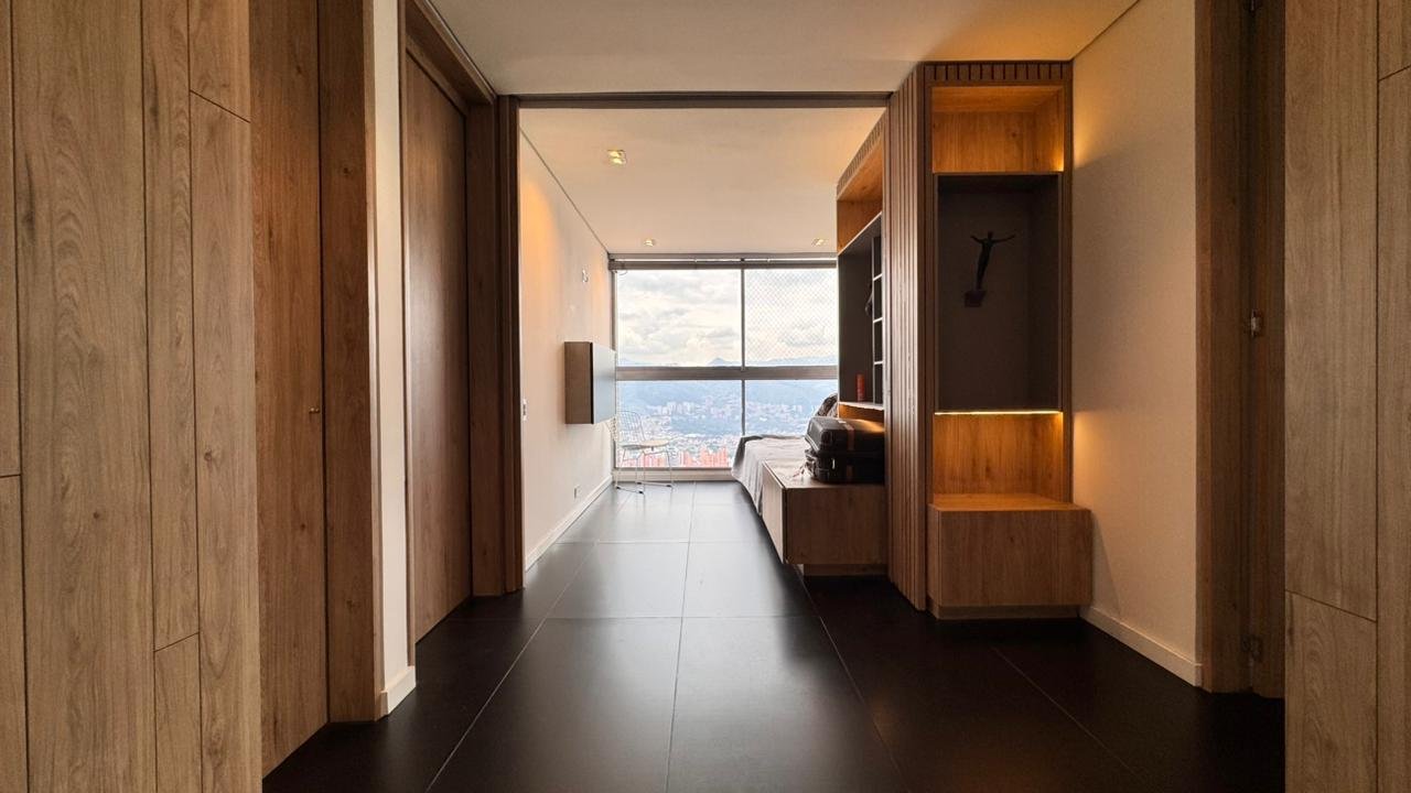 Apartamento moderno en renta Amoblada en el Sector del poblado  - Image 8