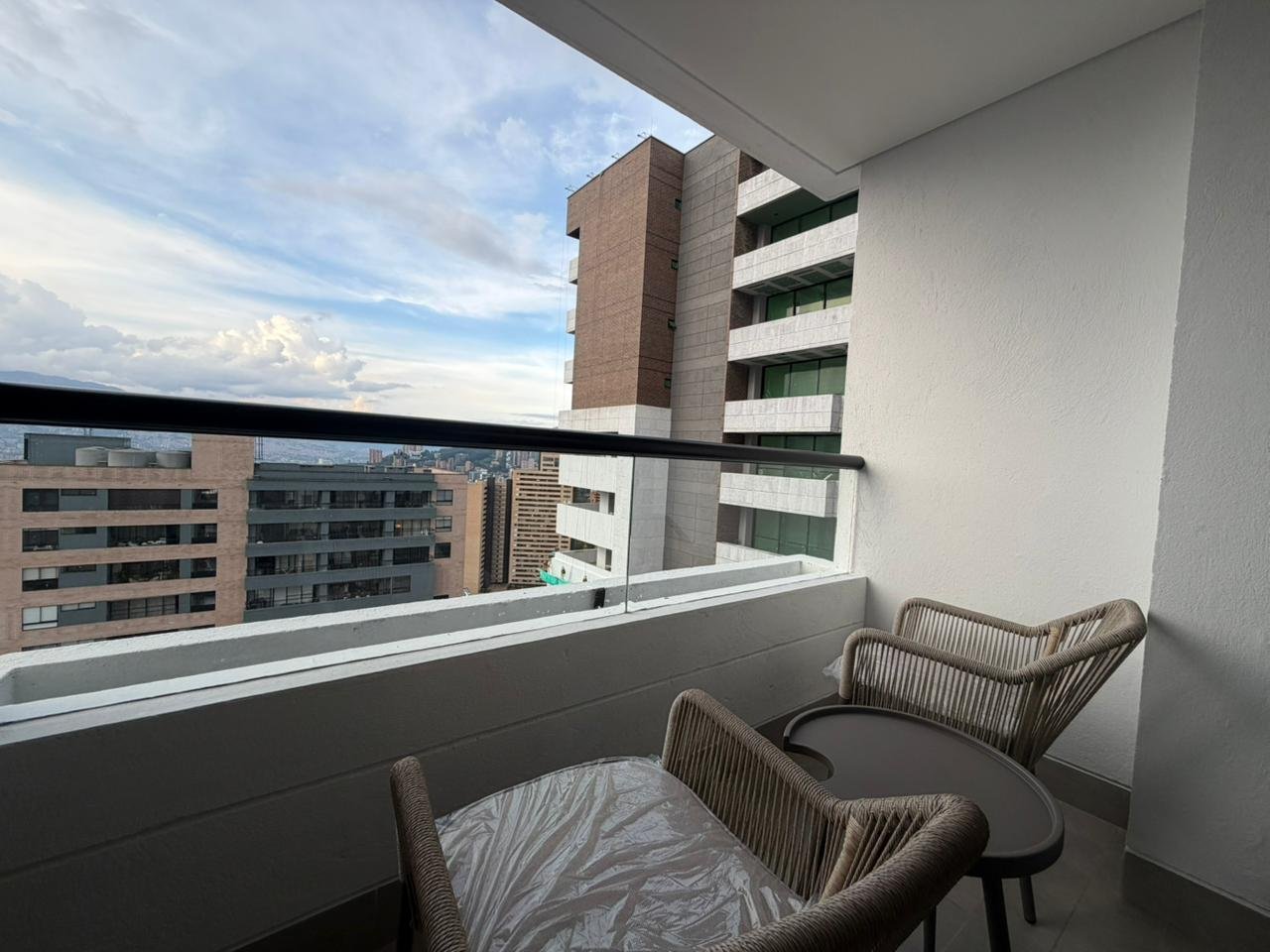 Furnished Apartment for Rent – El Poblado, El Tesoro - 9