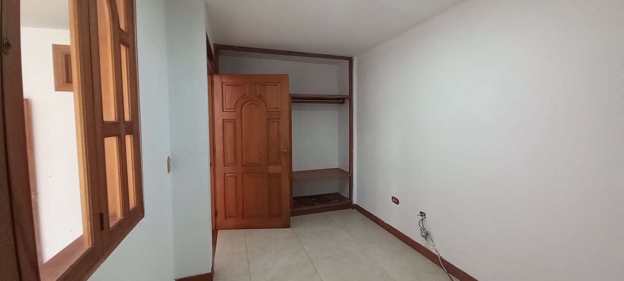 Exclusiva casa en Sabaneta con piscina privada  - Image 21