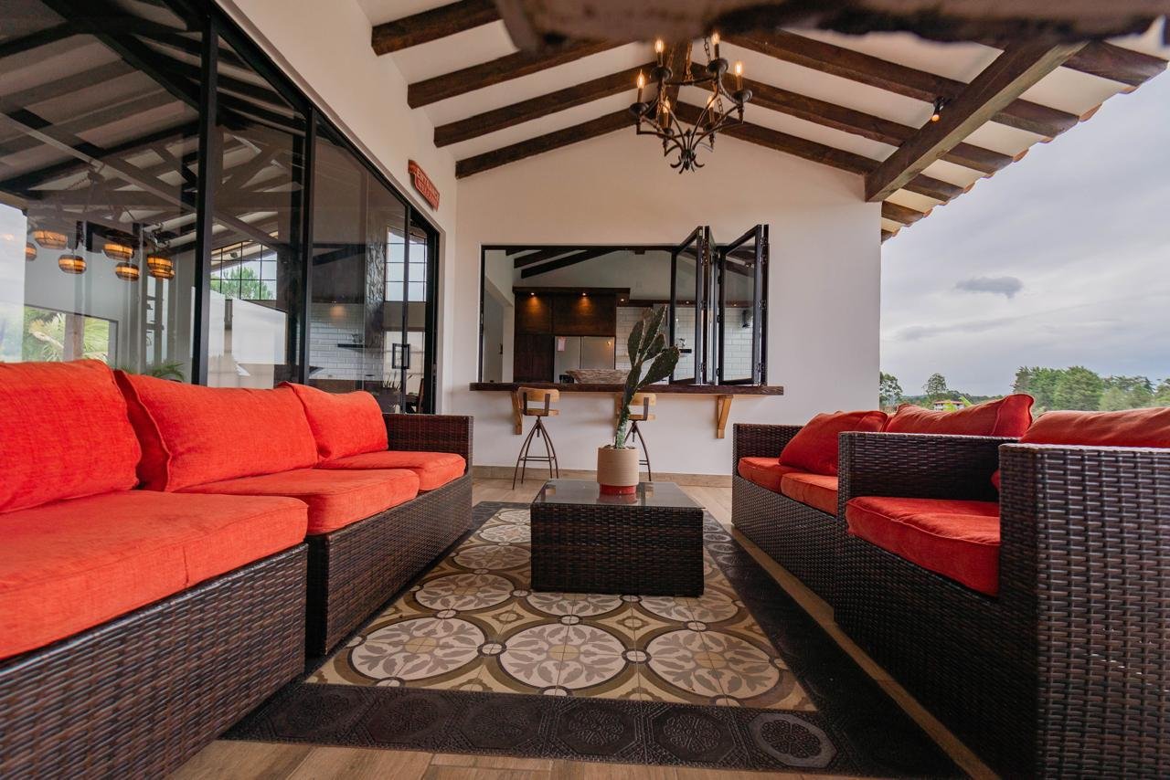 Luxury Country Estate for Sale – El Peñol, Antioquia - 13
