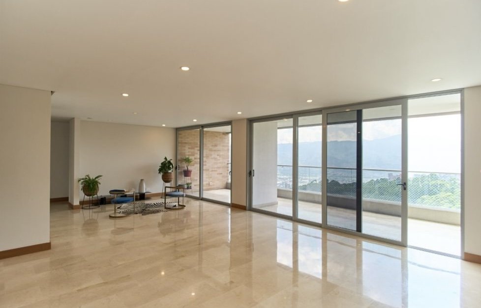 Exclusivo apartamento con vistas a la ciudad en Venta  — 2
