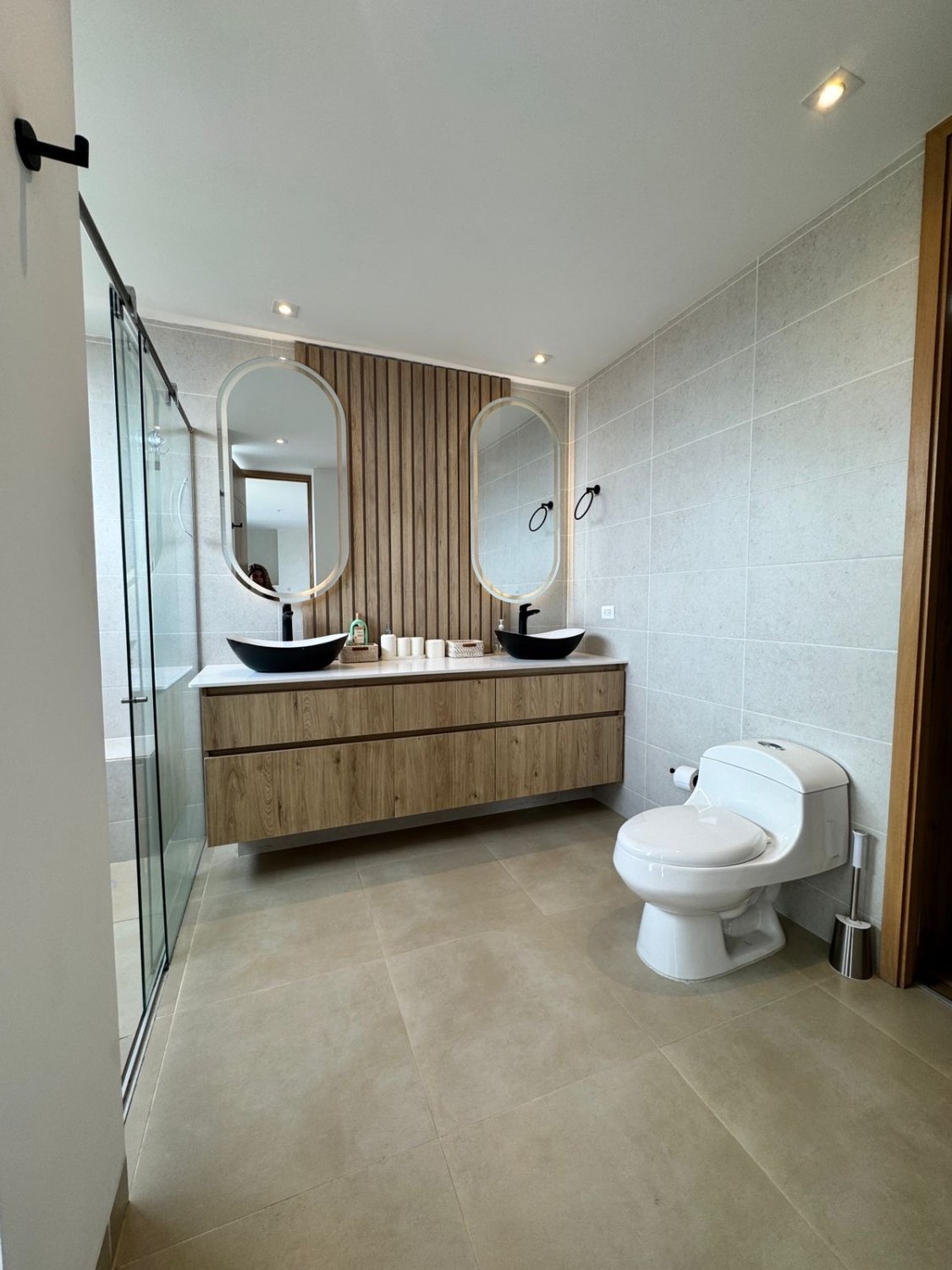 Se renta apartamento  amoblado cerca al Mall Amsterdam - Image 16