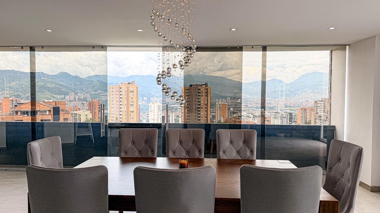 Exclusivo Penthouse en Loma Los Gonzales - Image 14