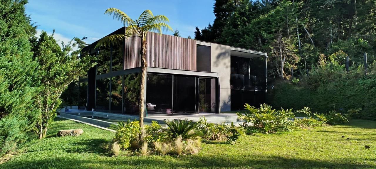 Exclusiva Casa de lujo independiente en Guarne Antioquía — 2