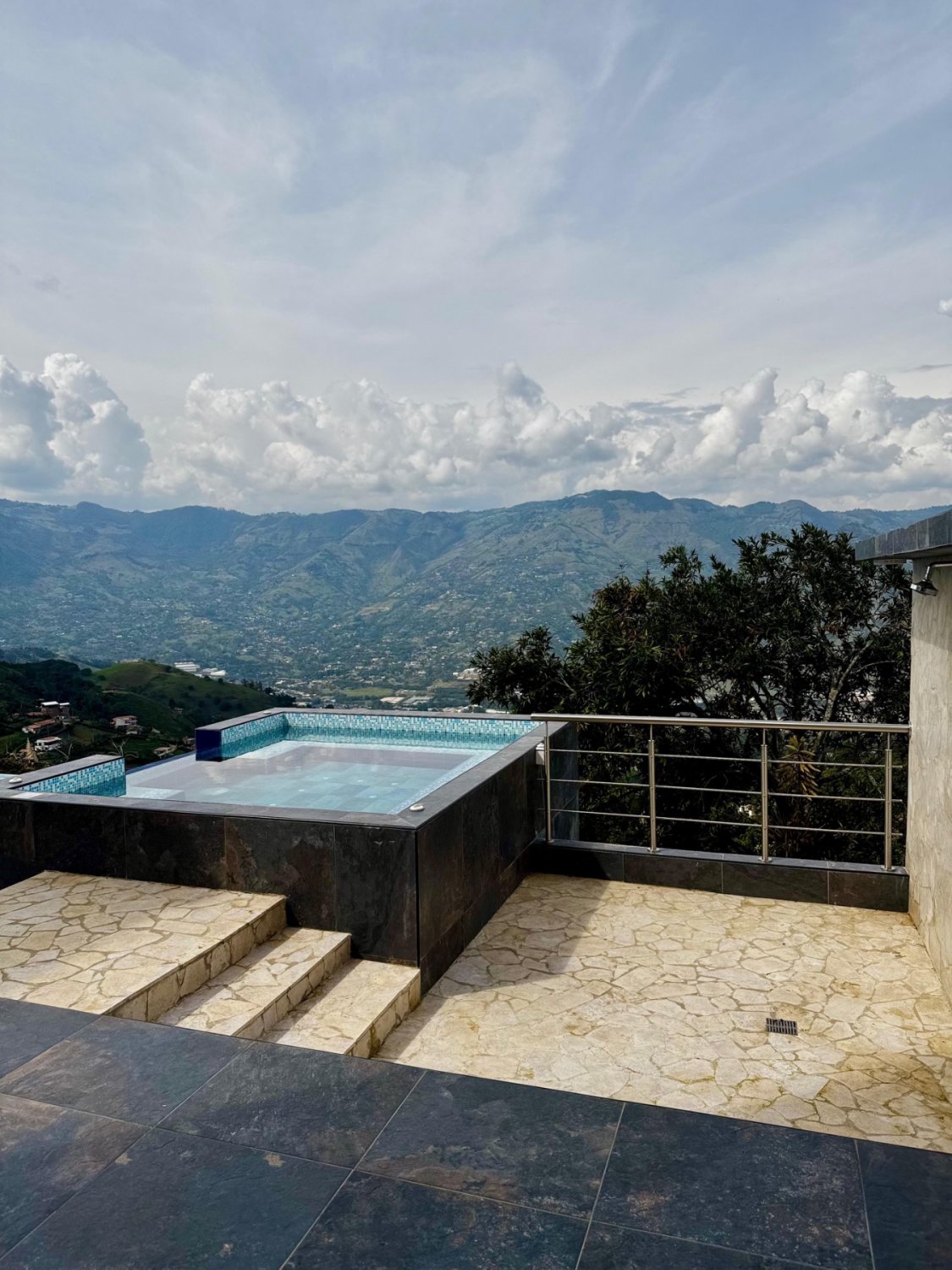 Exclusiva casa vacacional en Girardota en Renta amoblada por noches y meses  — 11