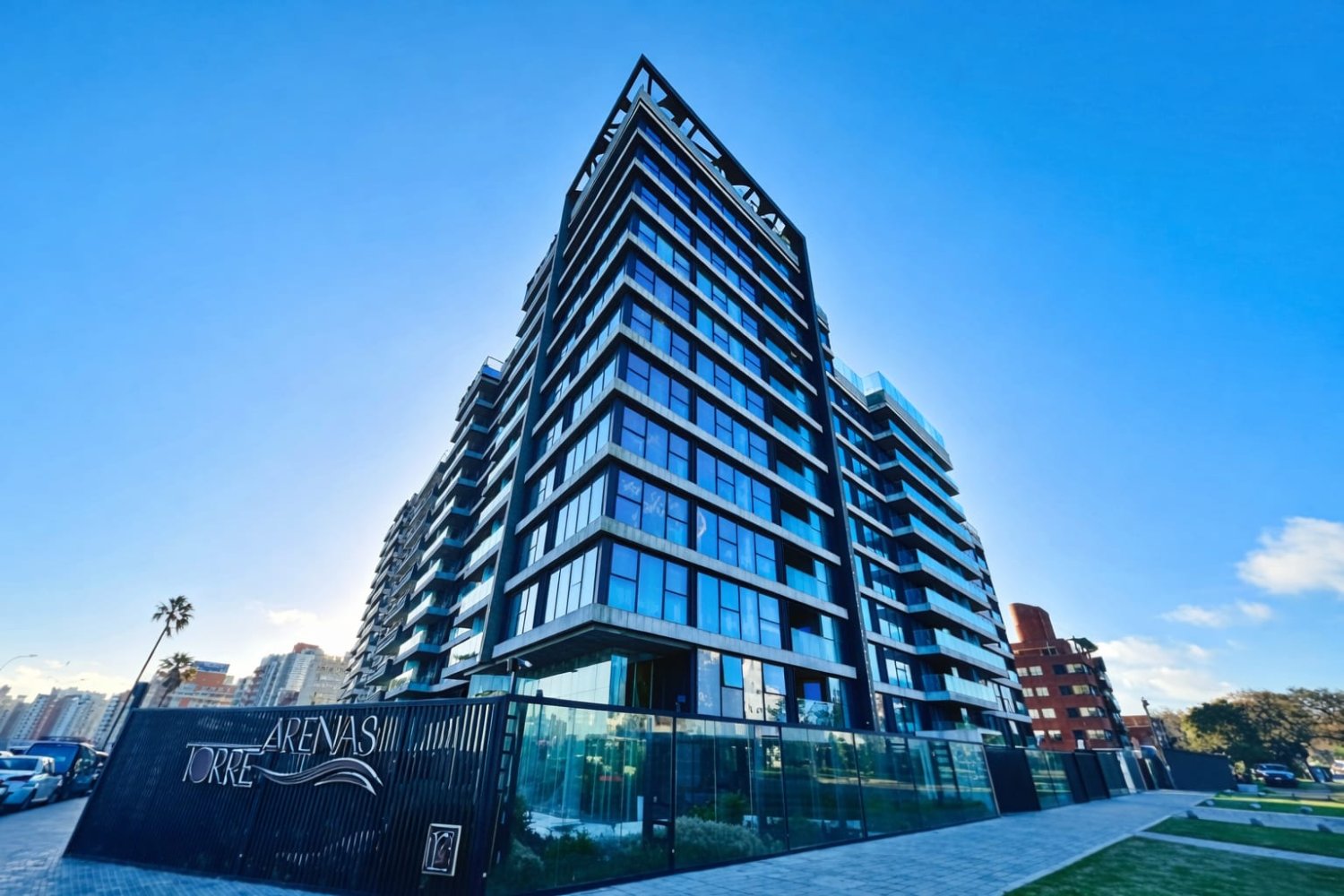 Exclusivo Apartamento Frente al Mar en Malvín - Image 5