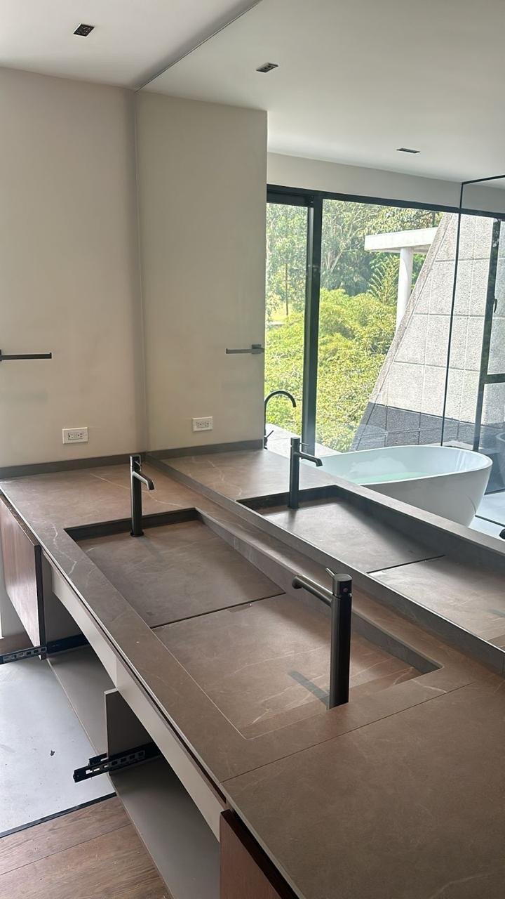 Exclusivo apartamento Remodelado en Venta  - Image 21