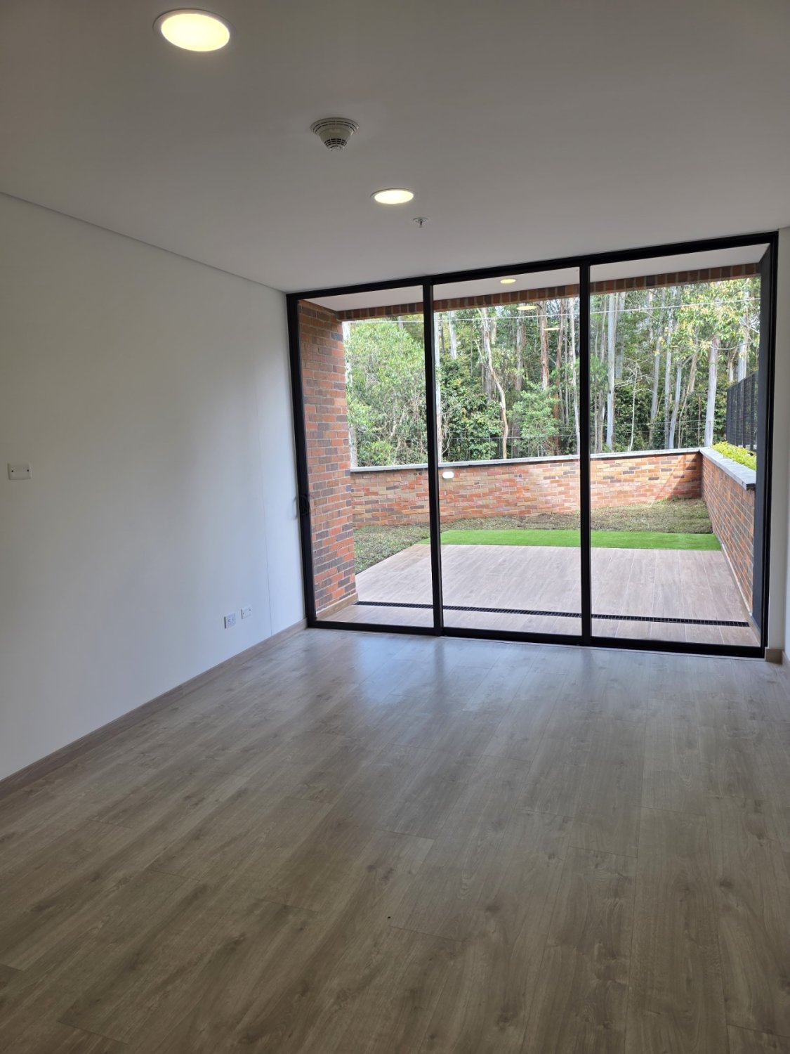 Apartamento campestre en Retiro Antioquía , Disponible en Renta Venta  - Image 2