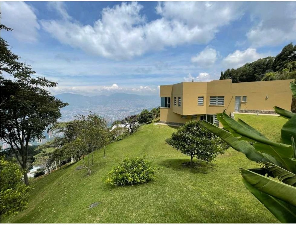 Exclusiva Casa con Vista panorámica ubicada en las palmas  — 2