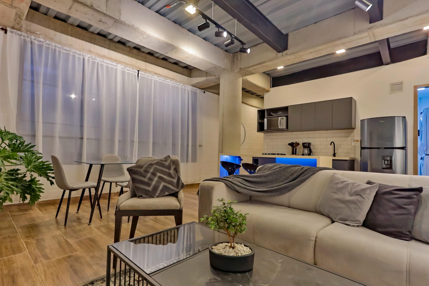 Moderno Apartamento Central  — 6