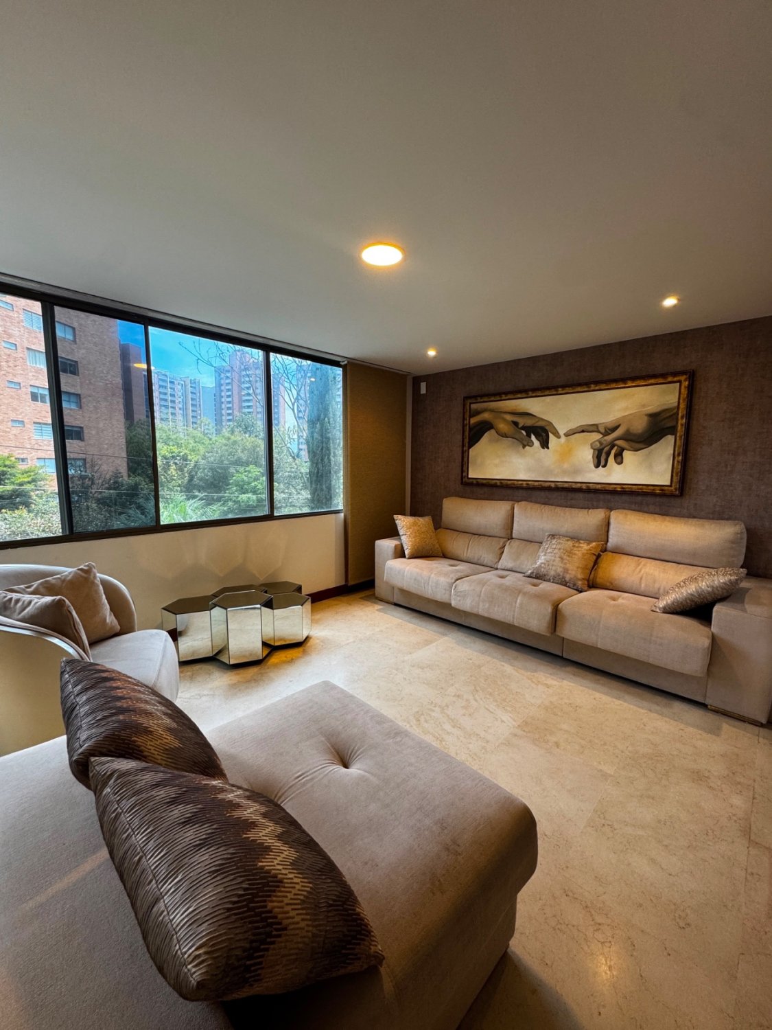 En Renta o Venta amplio apartamento en el Poblado  - Image 9