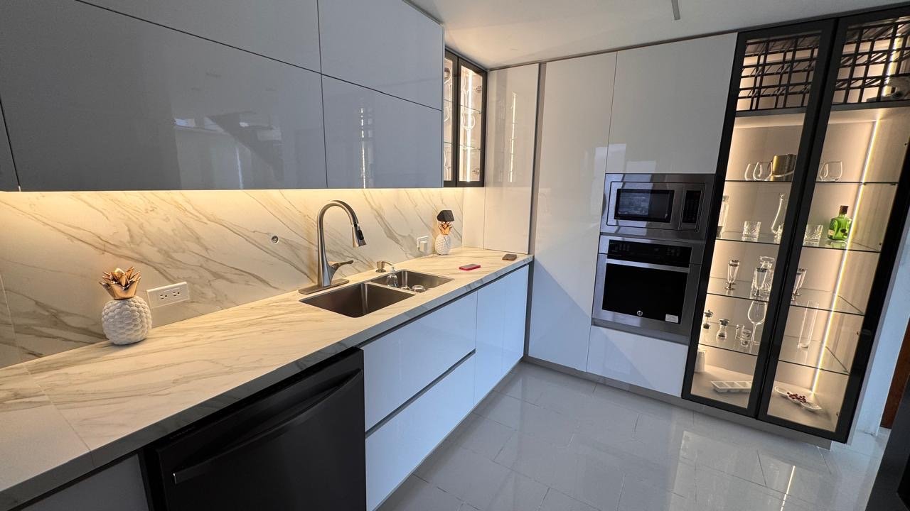 Exclusivo Apartamento en venta (Duplex) - Image 11