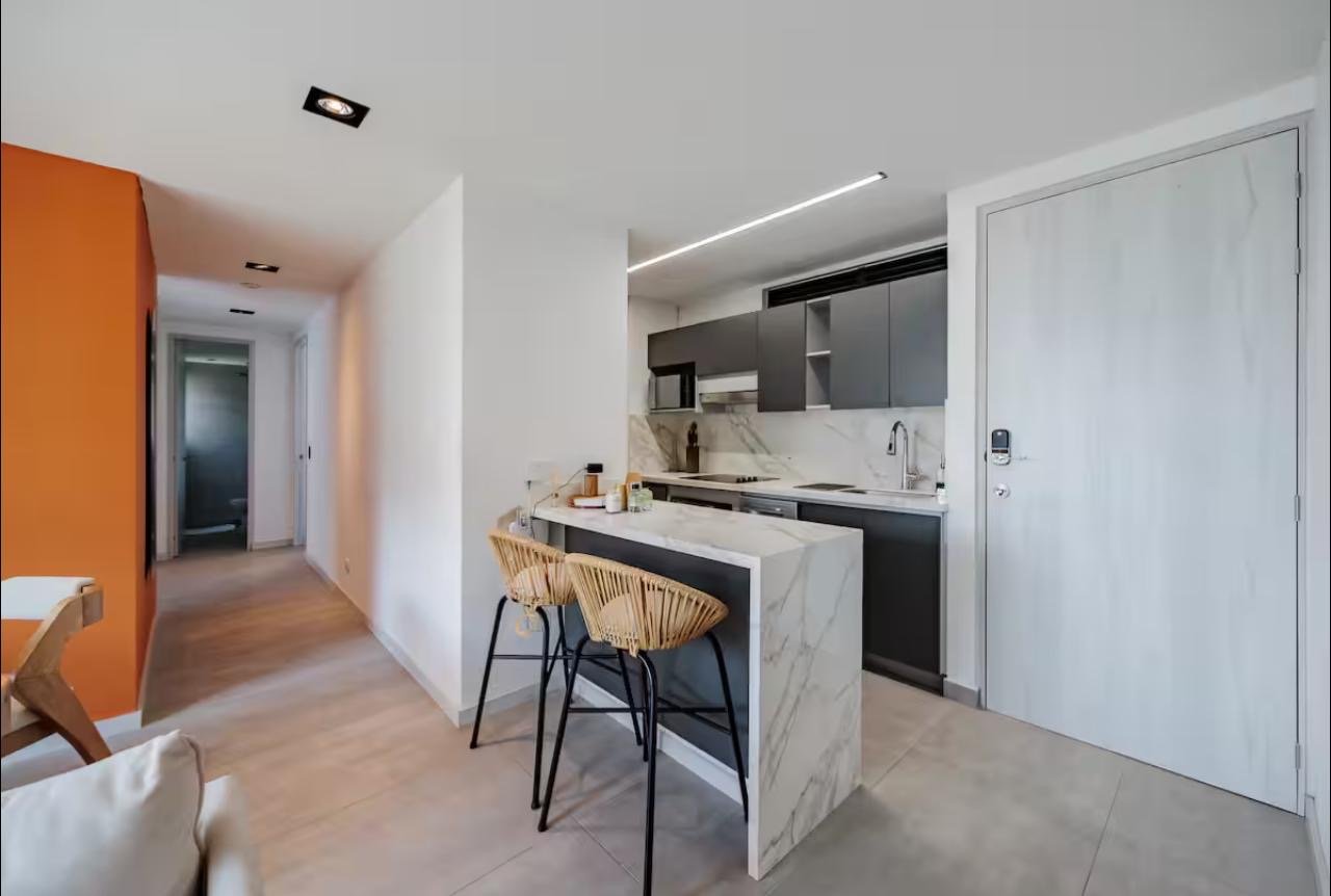 Moderno apartamento en el poblado  - Image 12