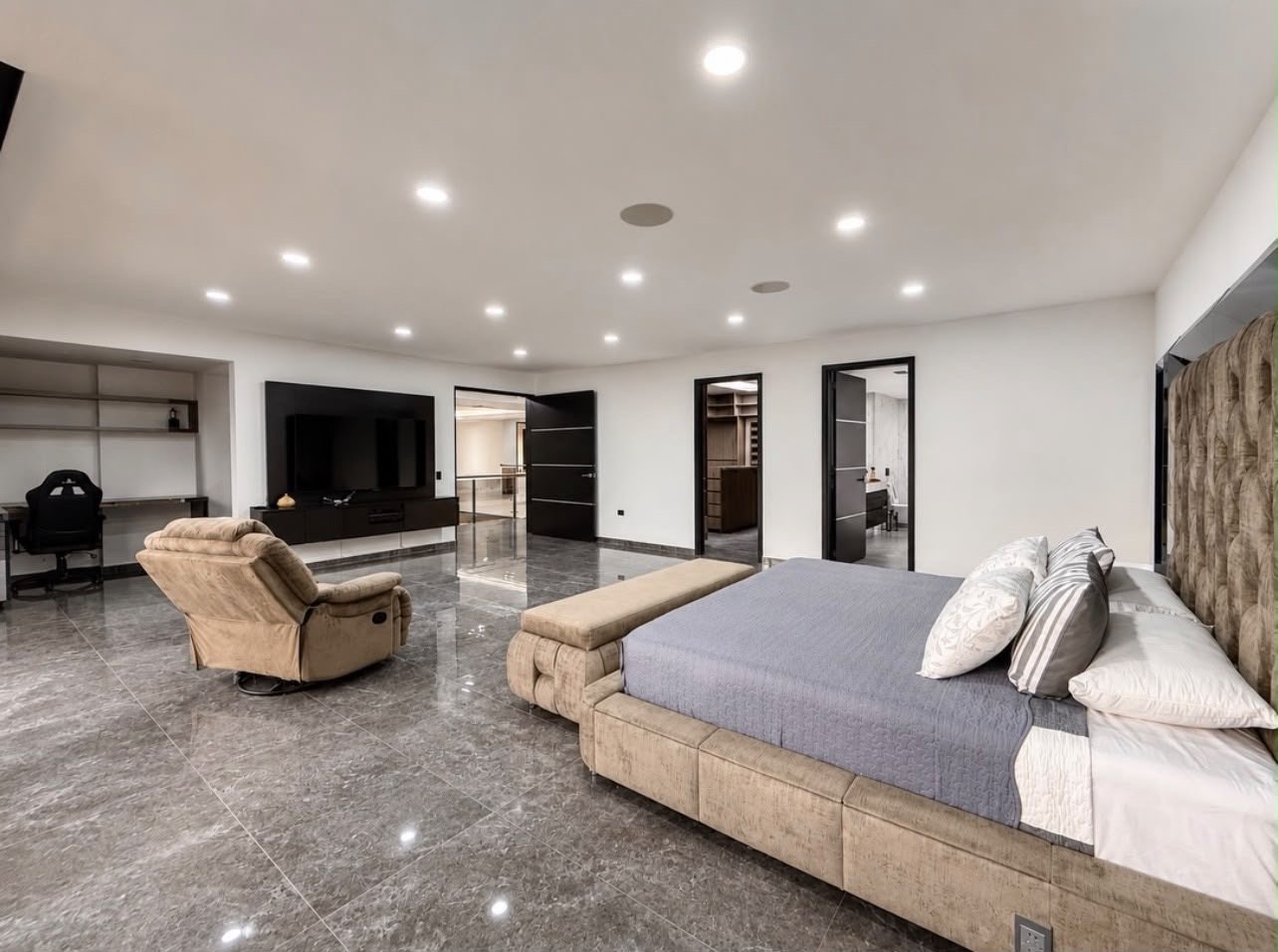 Exclusiva casa ideal para un deportista en renta o venta  — 5