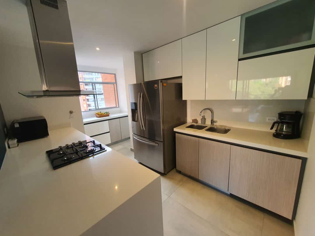 Exclusivo apartamento cerca a City Plaza  - Image 9