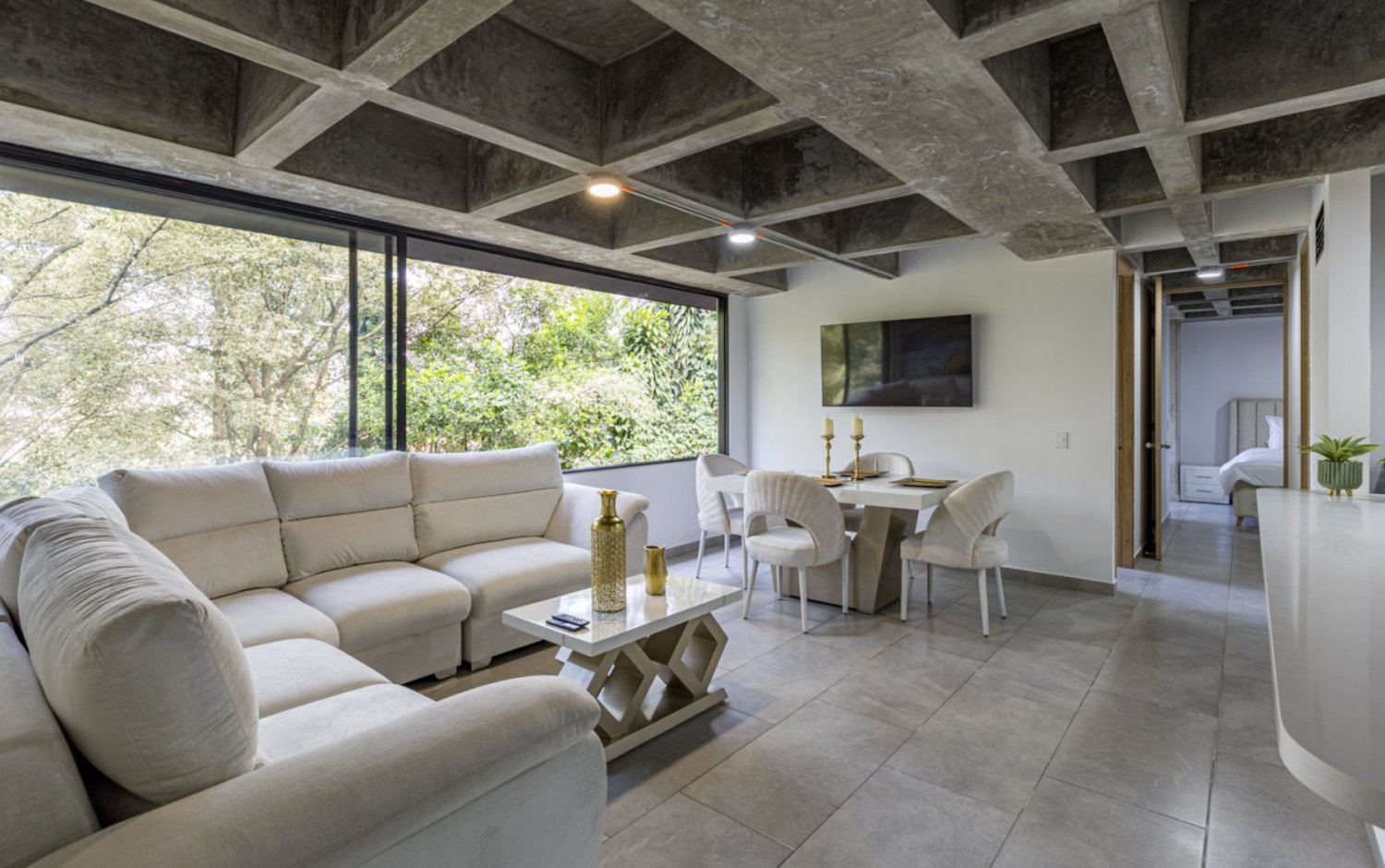 Luxury Furnished Apartment for Monthly Rental – Avignon