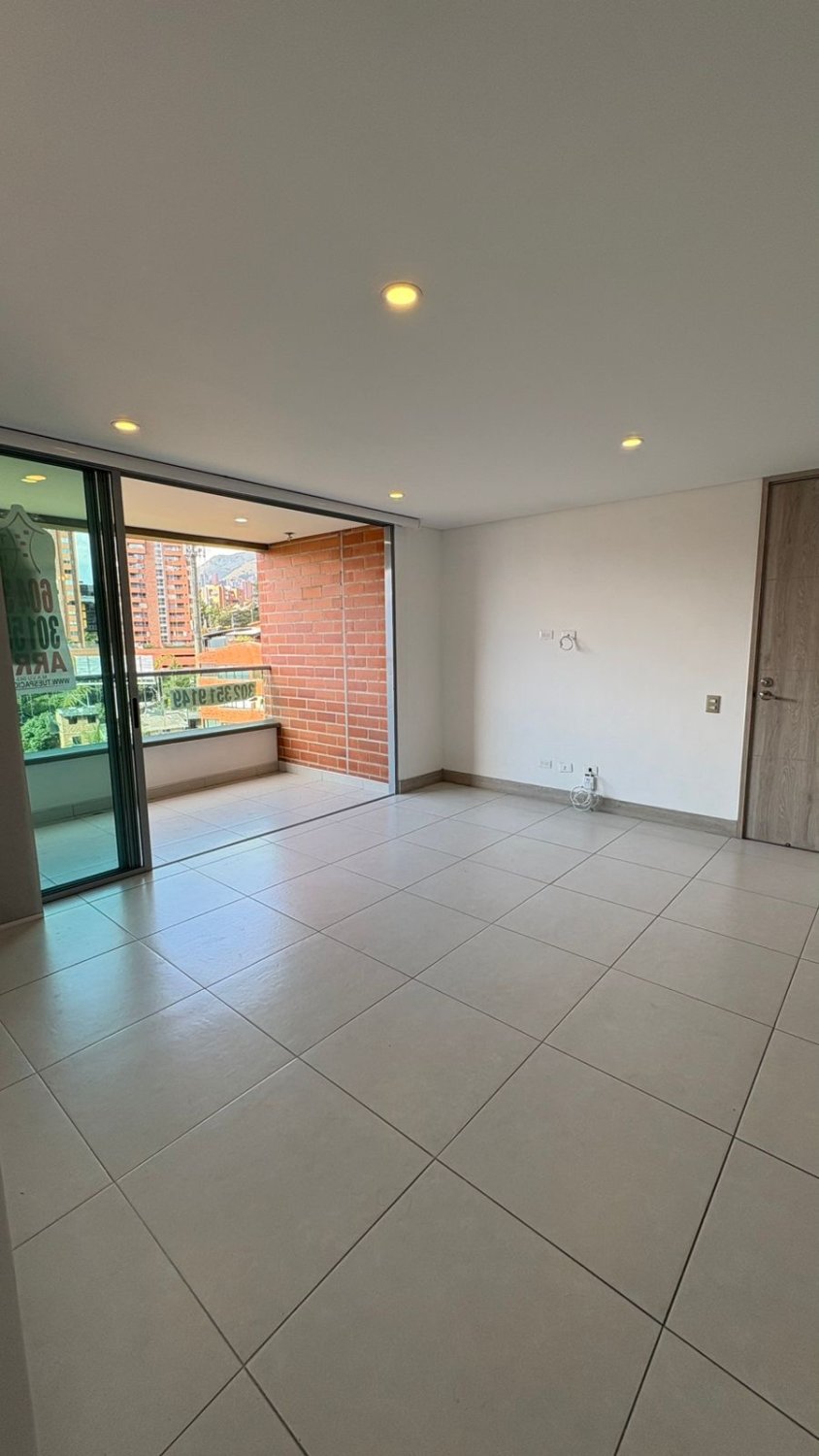 Apartamento en Renta Tradicional en envigado - Image 4