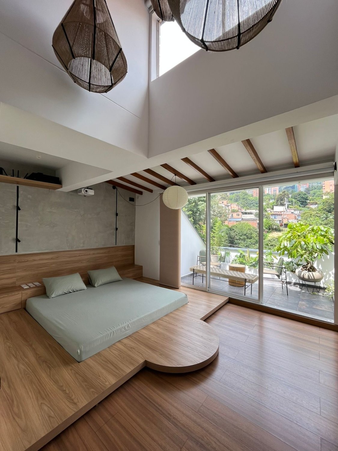 Apartamento cerca al centro comercial Tesoro  - Image 2