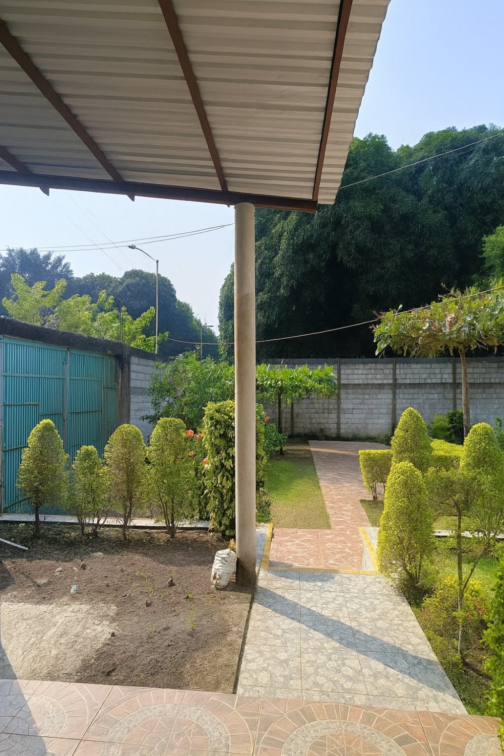 En venta Terreno Amplio en Col. Rafael Hernández Ochoa en Catemaco - Image 5