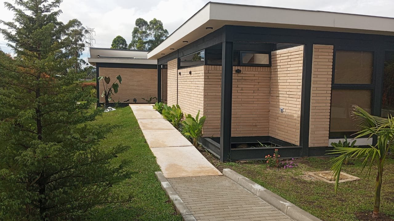 Exclusiva Casa en Venta y Renta en el Sector de Llano grande  — 4