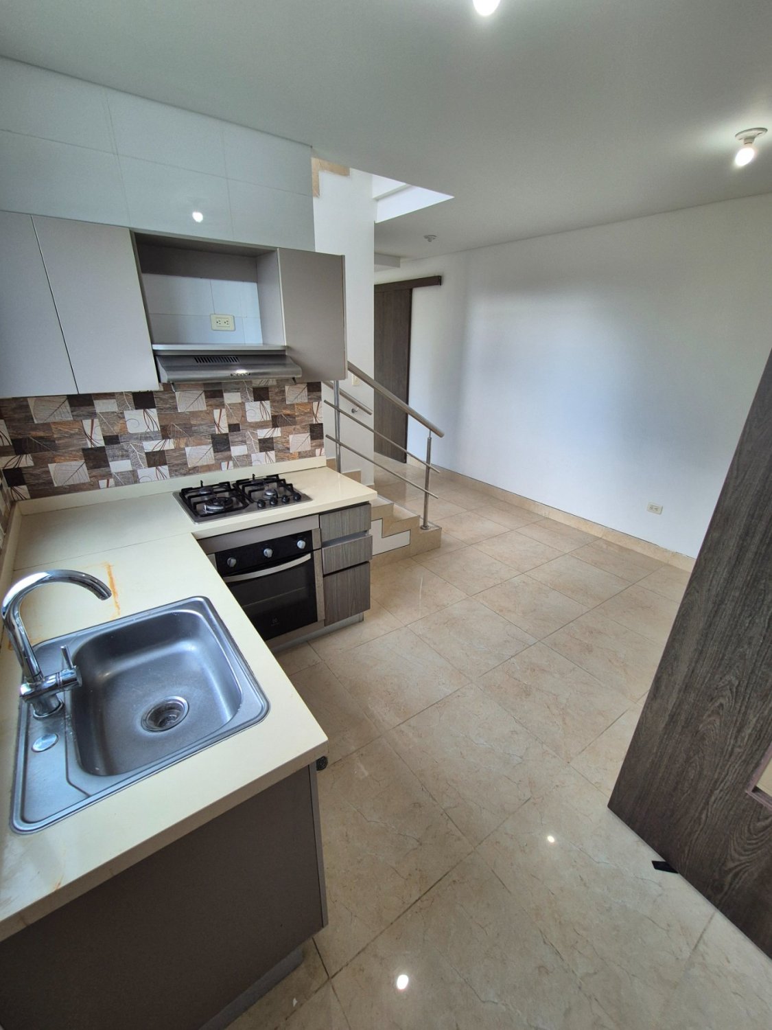 VENTA DÚPLEX EN LA CAMPIÑA - CERCA AL PARQUE VENEZUELA - BARRANQUILLA NORTE - LIBRE DE GRAVAMENES - Image 8