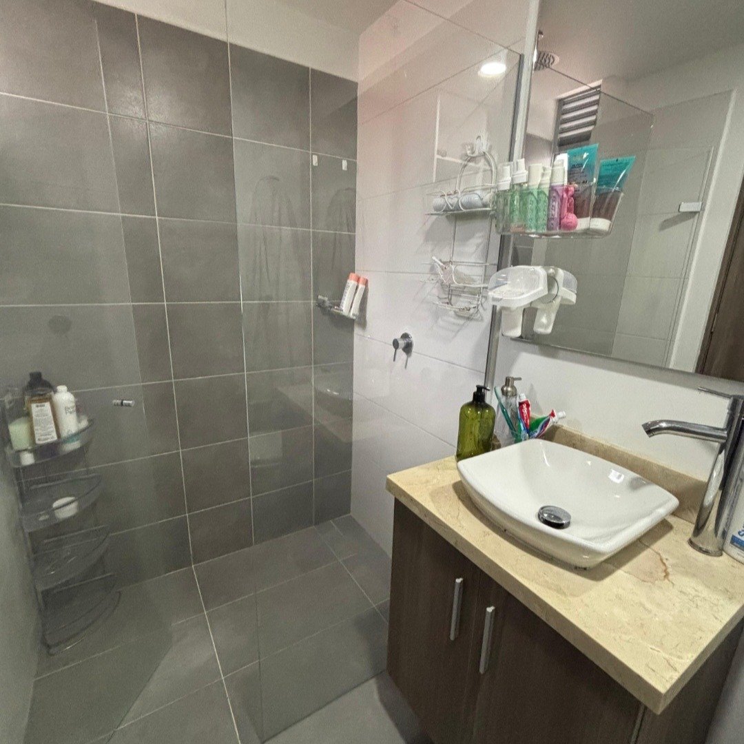 Apartamento moderno en Sabaneta con vistas - Image 8