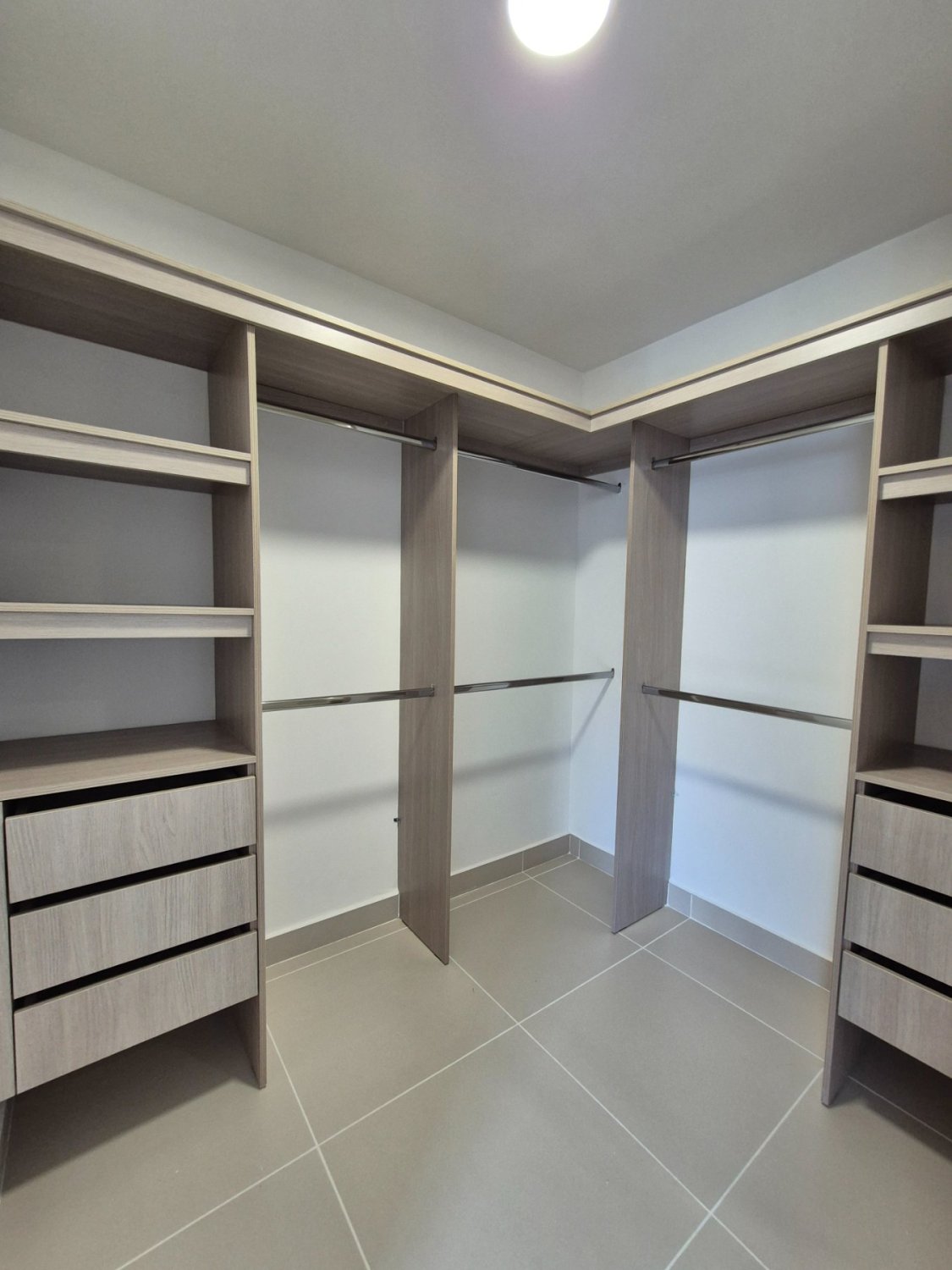 Estrena Apartamento en Lago Alto, Barranquilla - Image 9