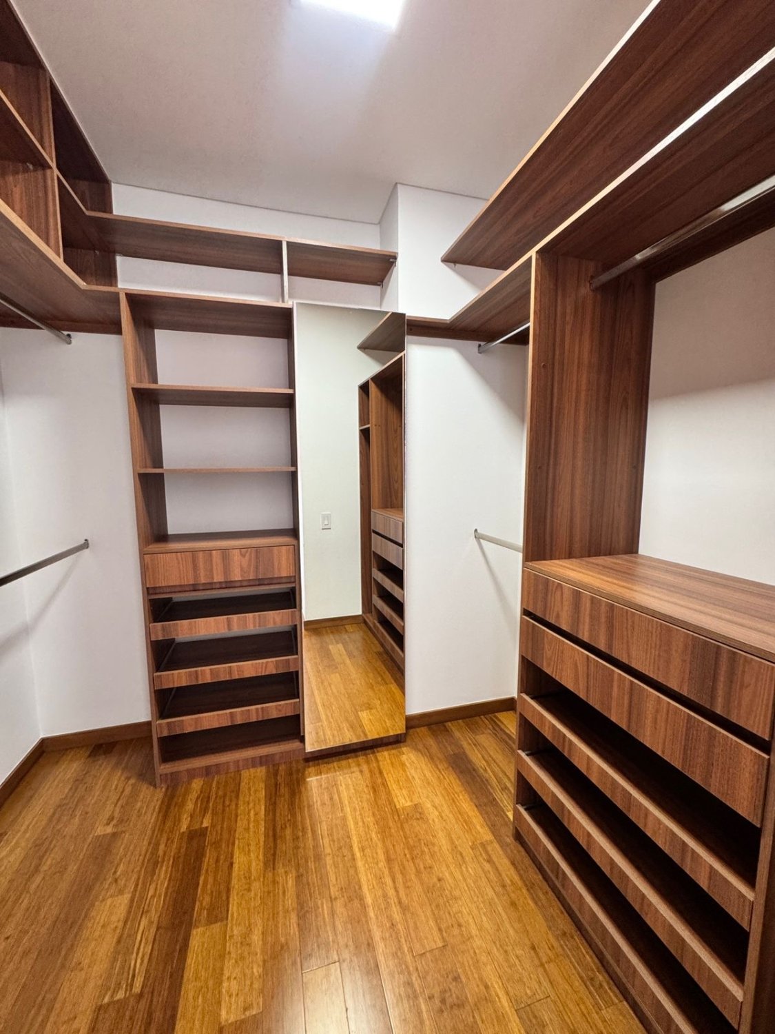 Se renta apartamento en Amsterdam poblado  - Image 8