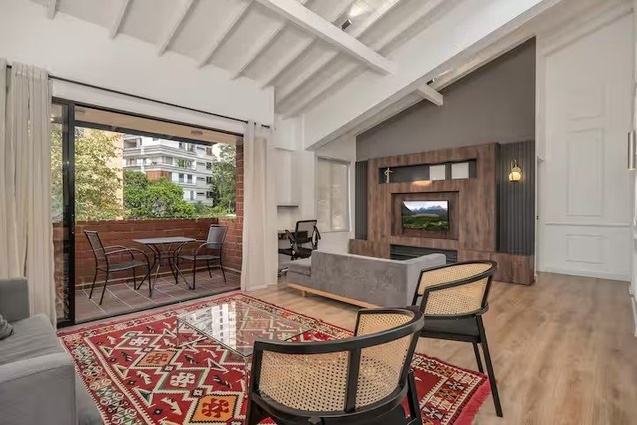 Luxury Apartment for Rent – Provenza - 21