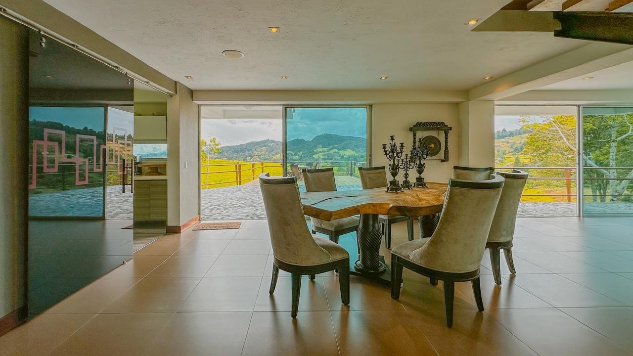Casa campestre en Medellín en Renta Amoblado   - Image 15