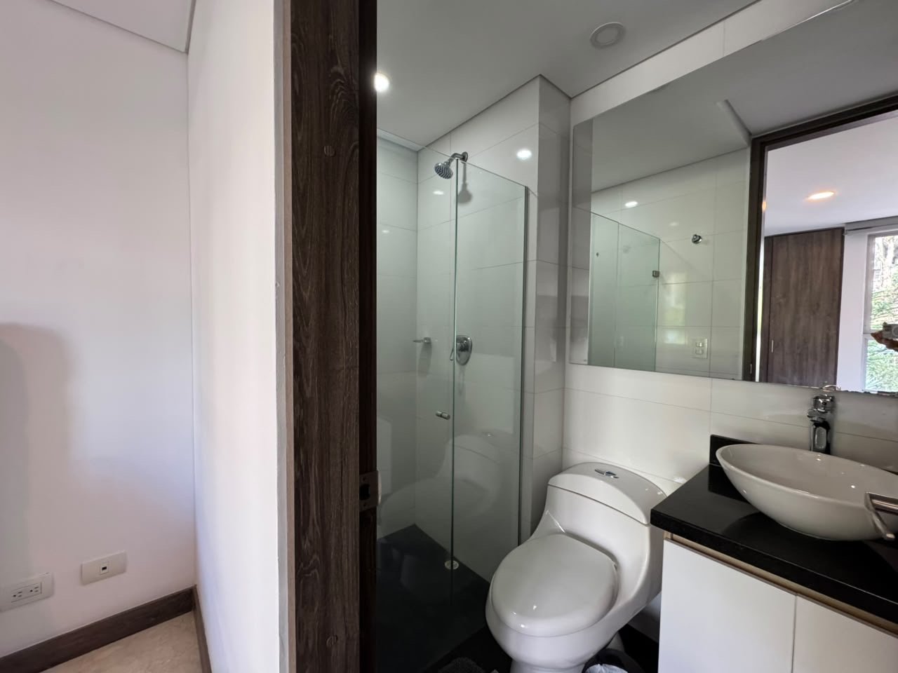 Apartamento completamente dotado en Renta en el sector de milla de oro  — 7