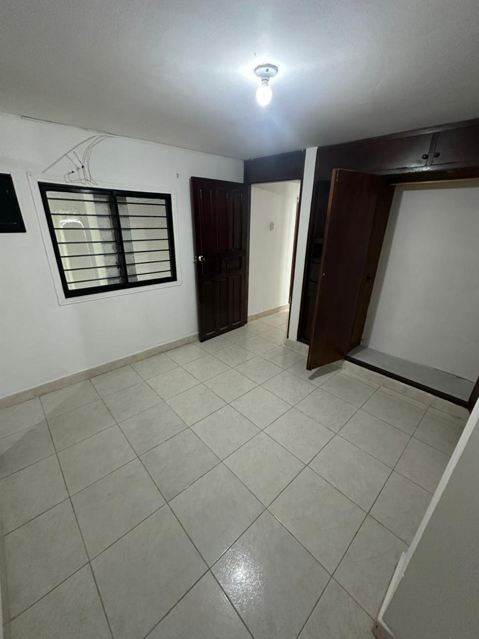 Moderno Apartamento en Betania - Image 4