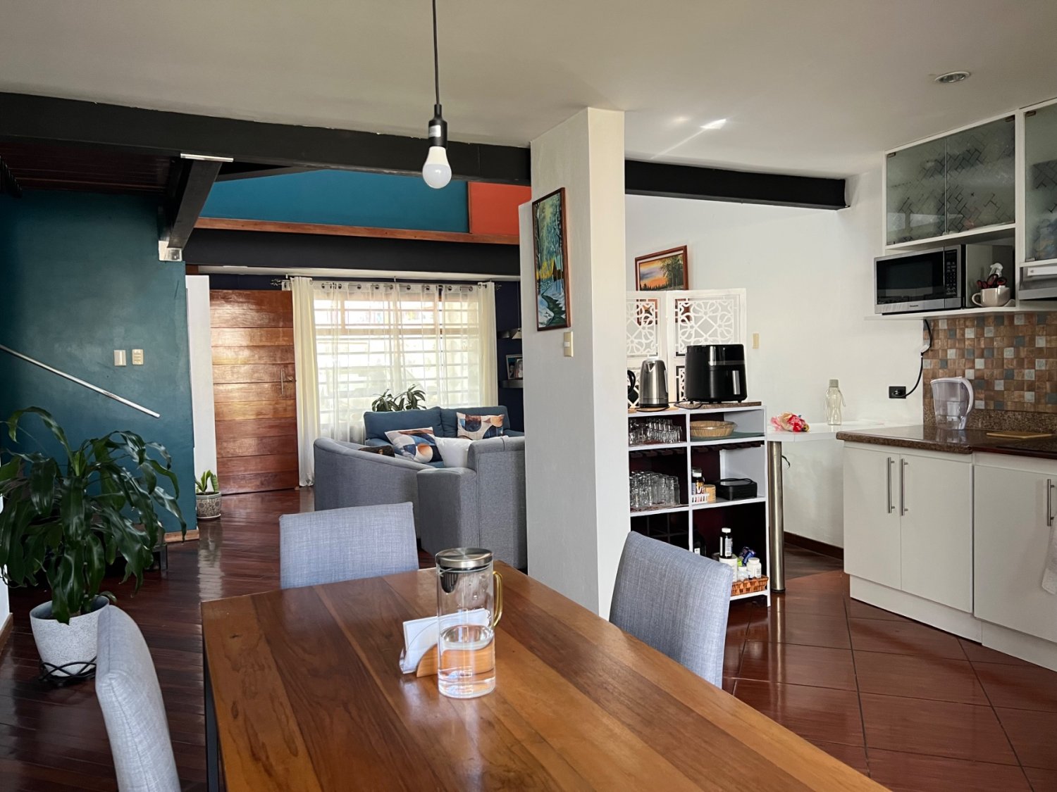 Hogar Moderno y Acogedor