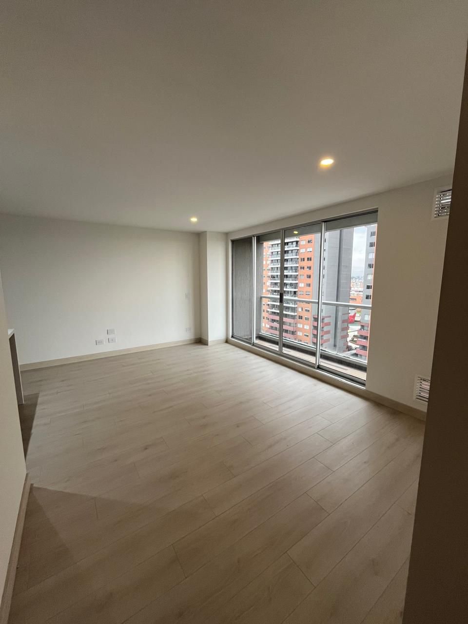 Moderno Apartamento en Las Américas