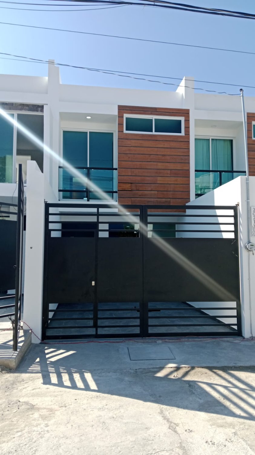 Moderna Casa en San José Xilotzingo, Puebla