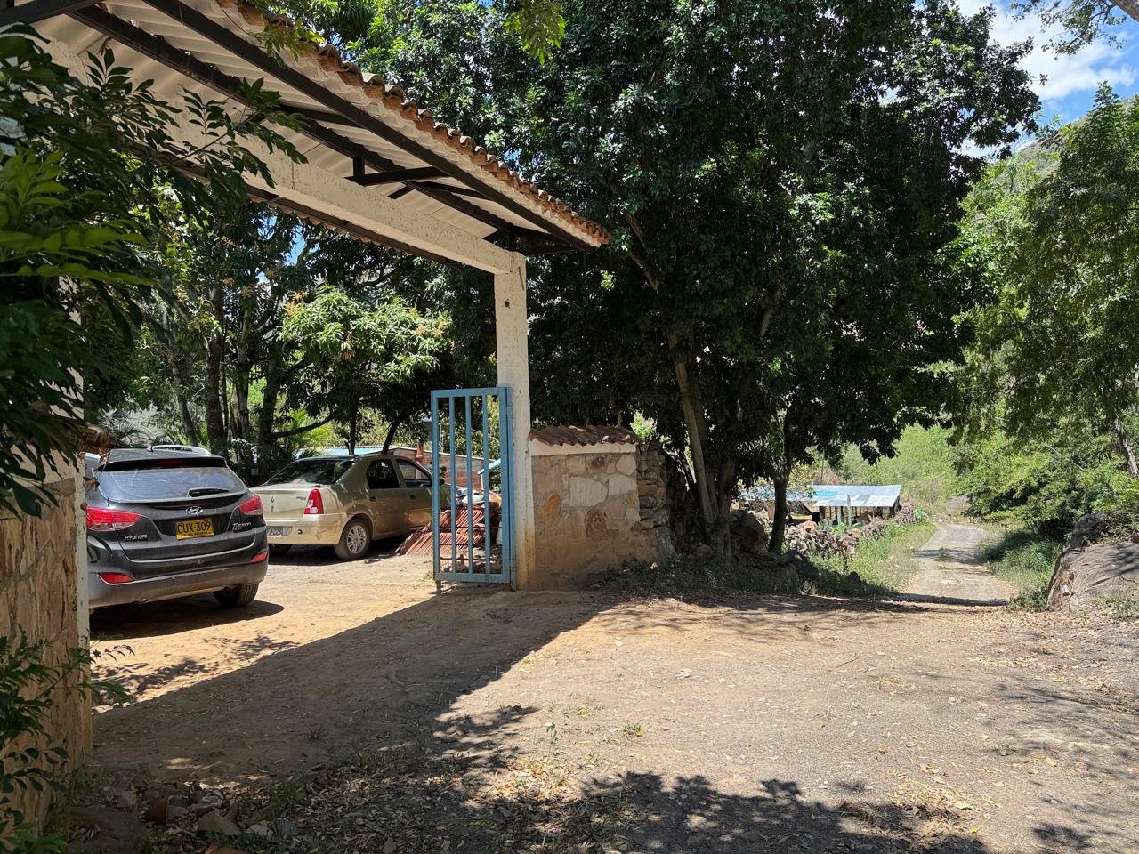 Finca Las Mesetas en Enciso, Santander - Image 1